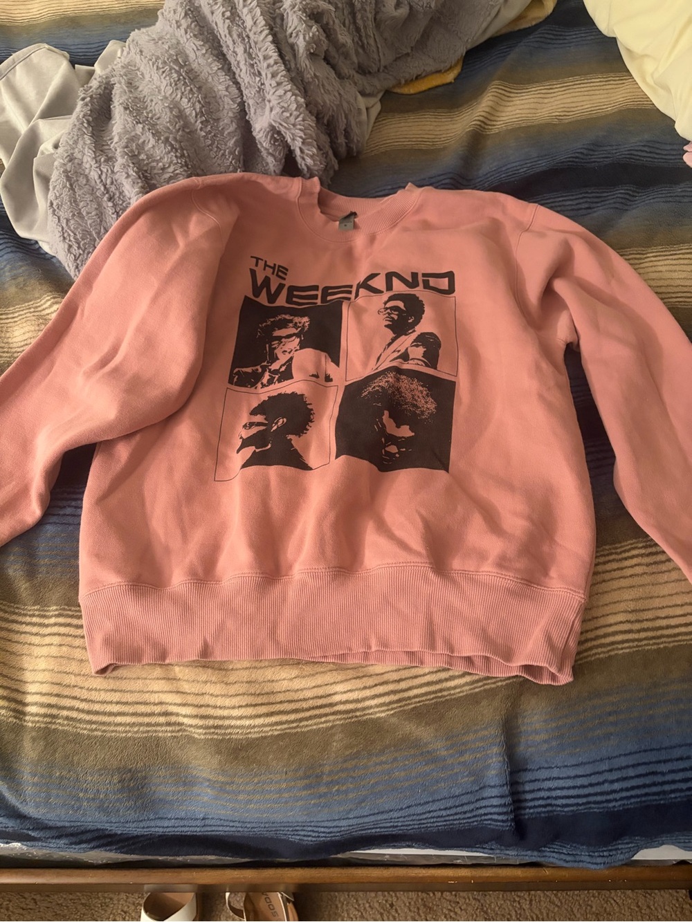 The weeknd after hours tour sweater